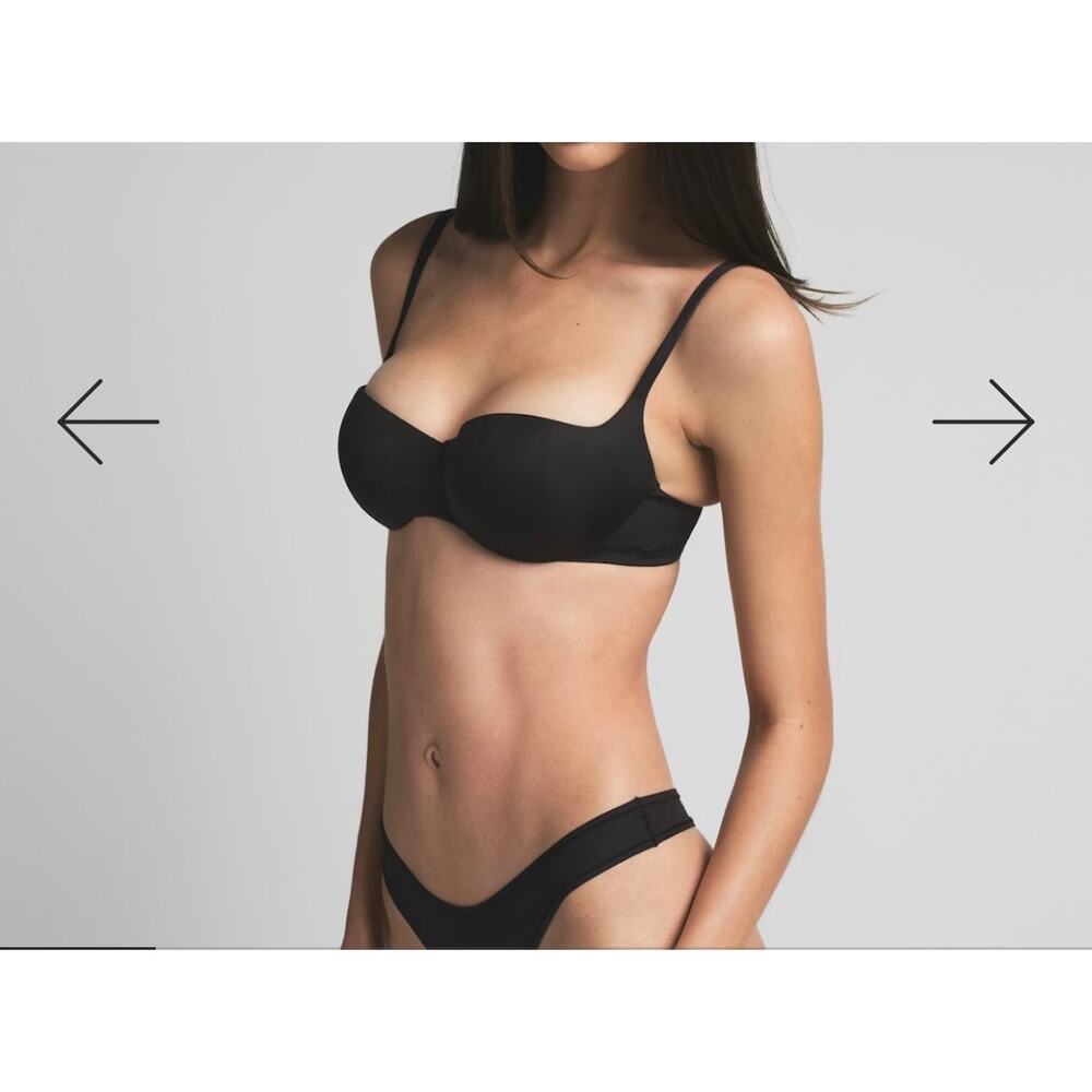 New W Tags Skims Ultimate Balconette Push-Up Bra
